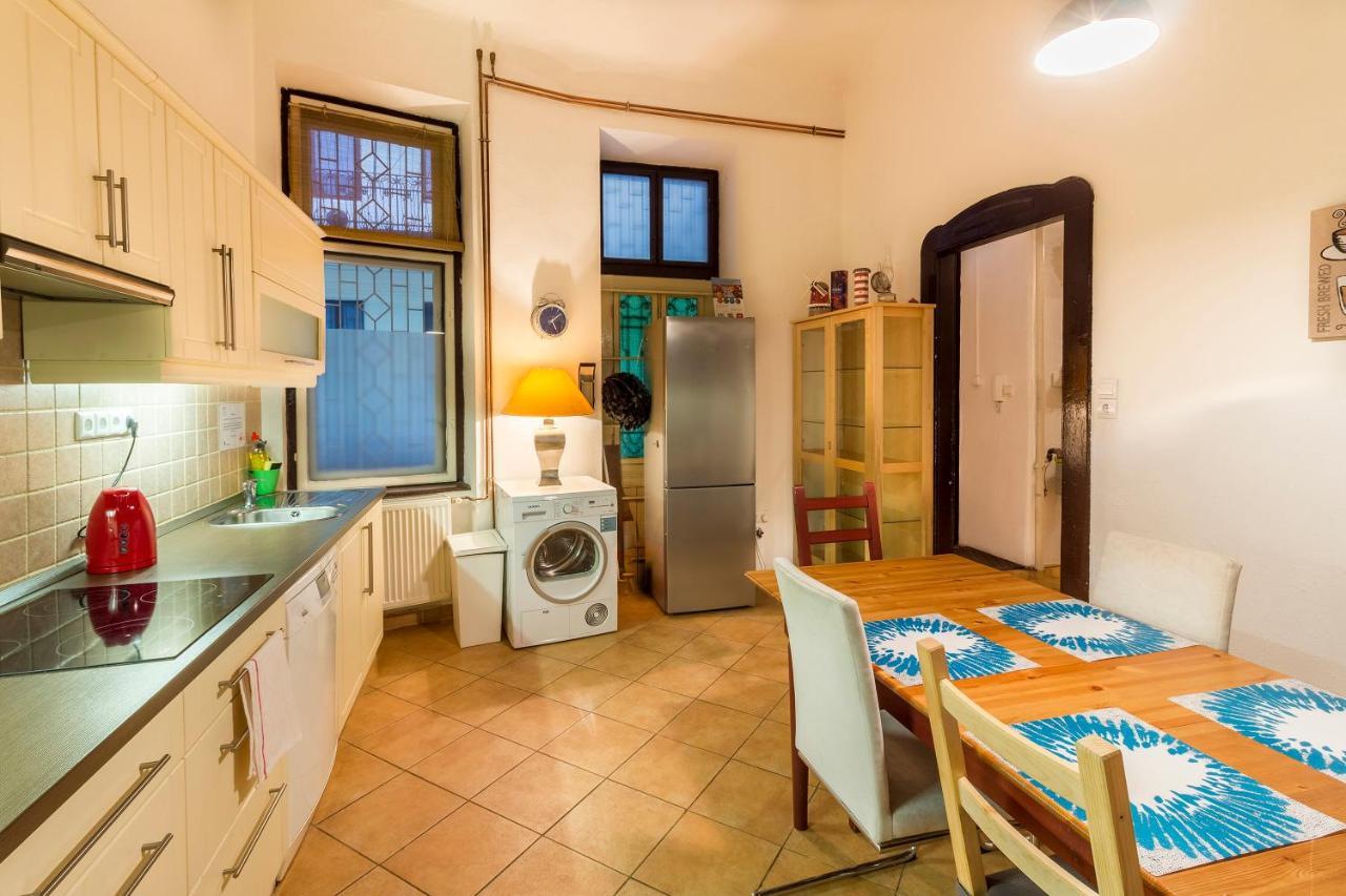 Bessara Apartment Budapest Eksteriør billede