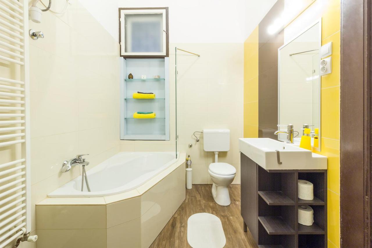 Bessara Apartment Budapest Eksteriør billede