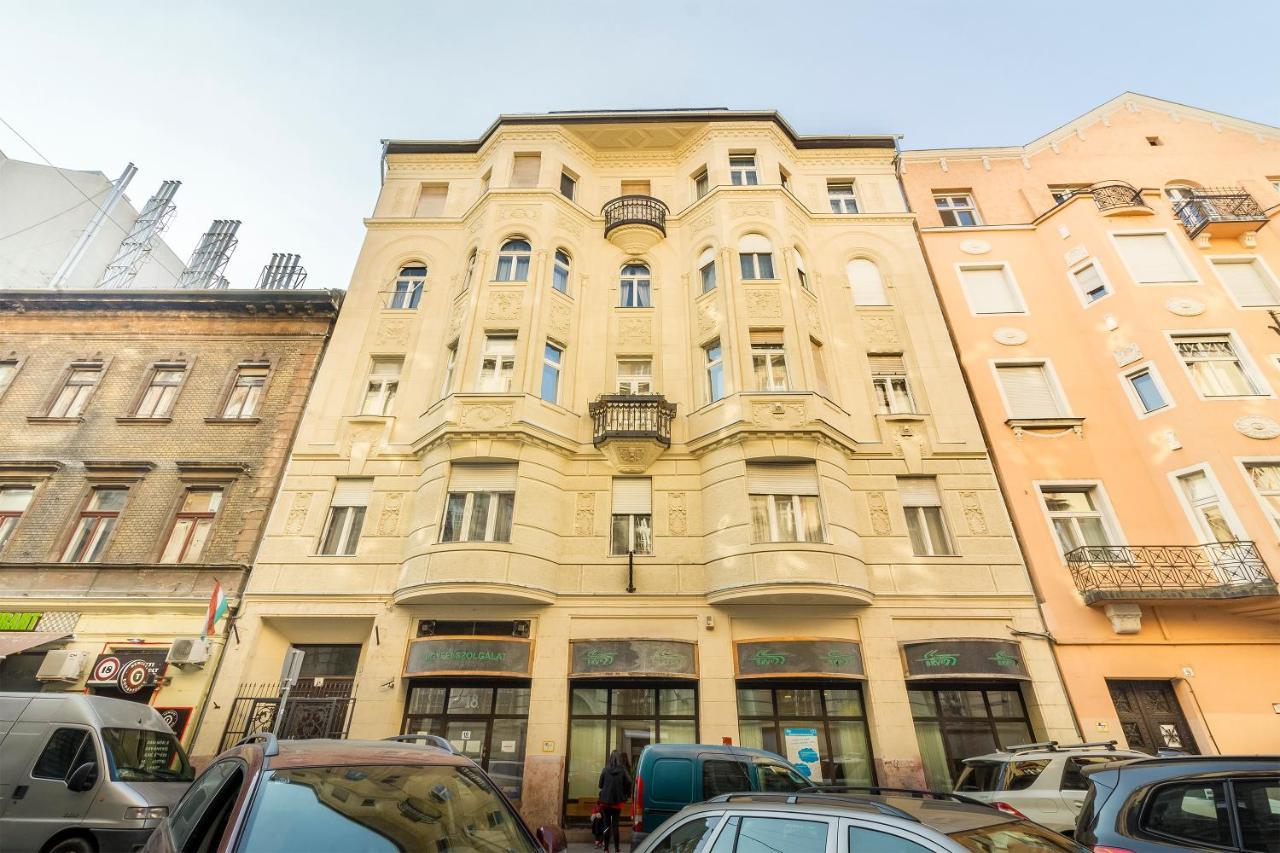 Bessara Apartment Budapest Eksteriør billede